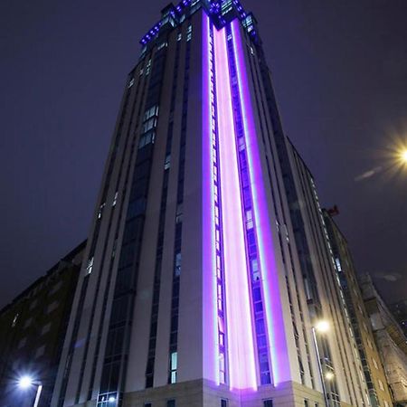 Heart Of Bham Free Parking Apartment เบอร์มิงแฮม ภายนอก รูปภาพ